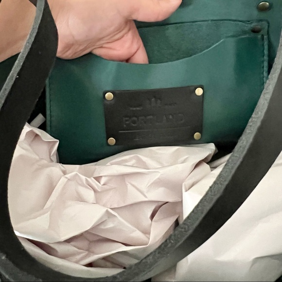 🚫SOLD🚫🦄 new portland leather • peacock large tote - Picture 5 of 10